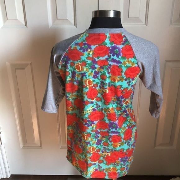 LulaRoe Randy top - Picture 4 of 6